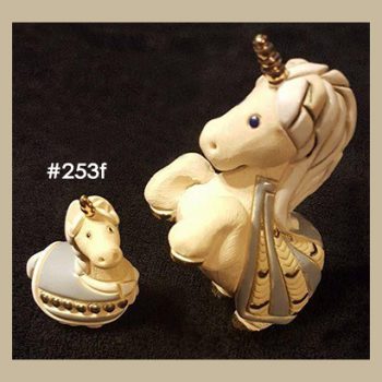 #253f - baby gold horn