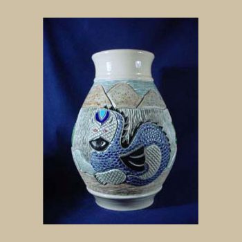VA03 Rinconada Vase Dragons