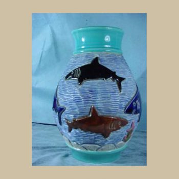 VA16_Rinconada Vase Sharks