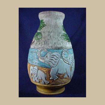 VA31_Rinconada Vase Elephants