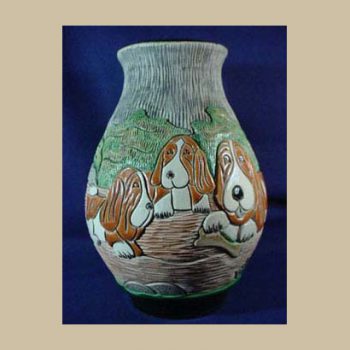 VA36_Rinconada Vase Basset-hound