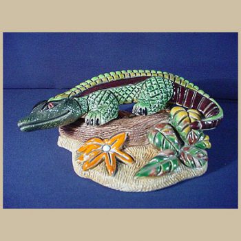 Lizard over rock #OT101 (V2)