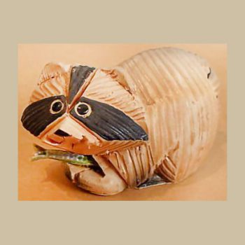 -rinconada-raccoon-w-fish