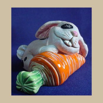 Rabbit w/ carrot #OT16